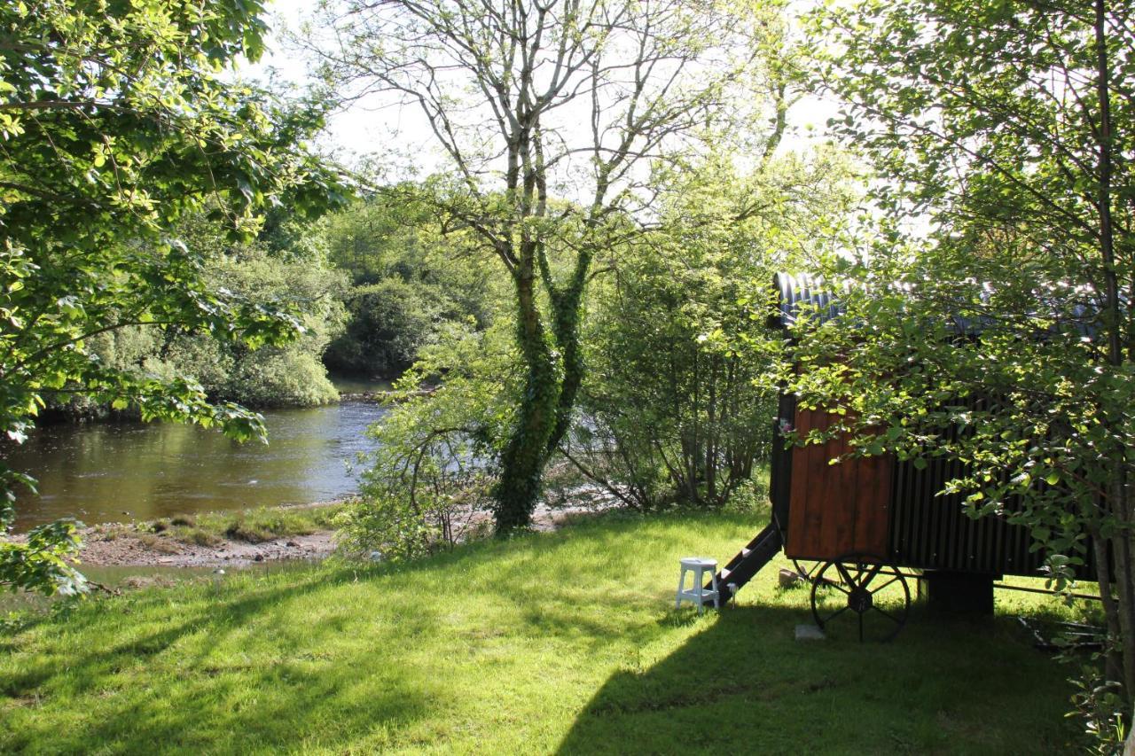 Riverside House Couette-café